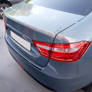 Крышка багажника в цвет кузова Лада Веста седан